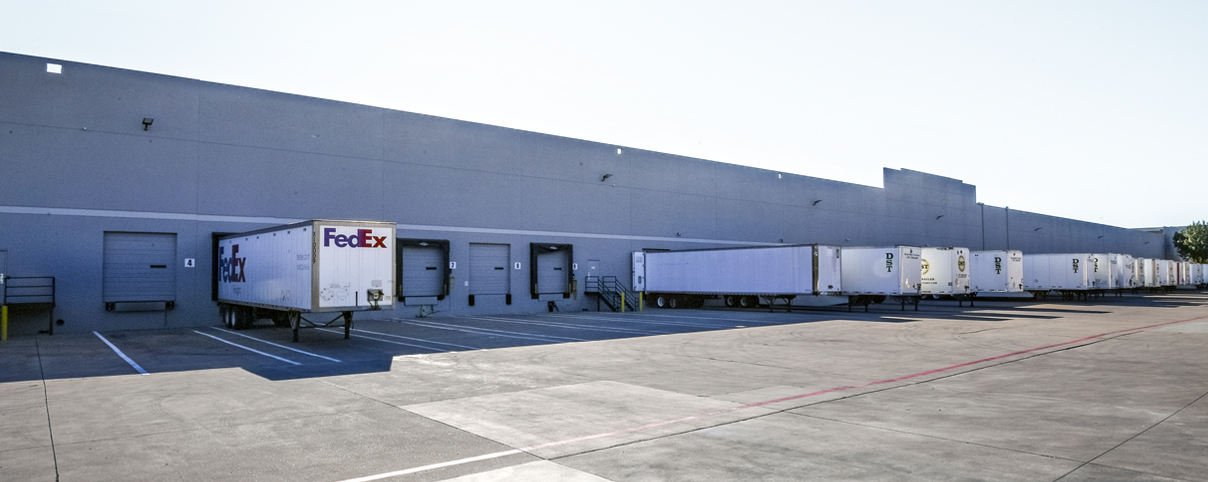 CapRock Partners Acquires 397k SF Distribution Center in Mesquite